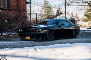 2018 Dodge Challenger 392 Hemi Scat Pack on Avantgarde Wheels (AG M650)